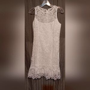 White House Black Market Sleeveless Size 2 White Lace Dress